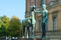 Gerhard Willhalm - Bronzeskulptur »Rosselenker«