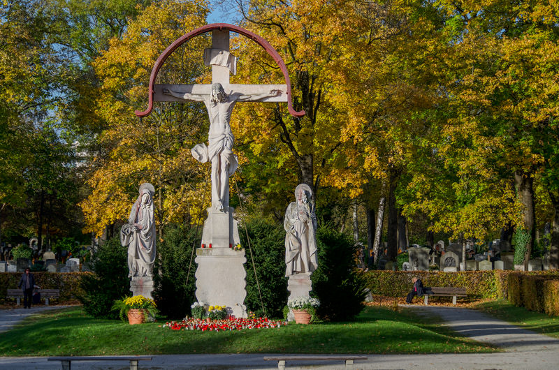 Kreuzgruppe auf dem Westfriedhof