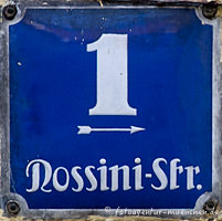  - Hausnummer - Rossinistraße