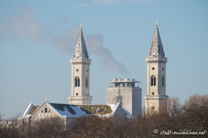 Gerhard Willhalm - Ludwigskirche mit Kraftwerk