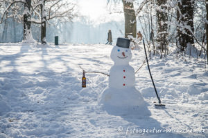  - Schneemann im Englischen Garten