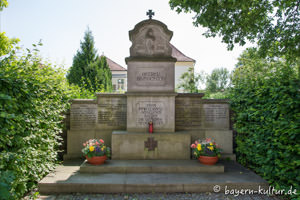 Gerhard Willhalm - Kriegerdenkmal in Niederalteich