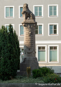 Gerhard Willhalm - Kriegerdenkmal in Berching