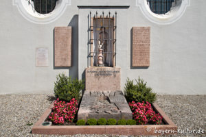 Gerhard Willhalm - Kriegerdenkmal in