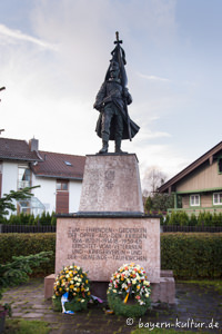Gerhard Willhalm - Kriegerdenkmal (Taufkirchen)
