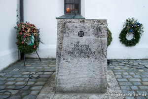 Gerhard Willhalm - Kriegerdenkmal Fürstenfeldbruck