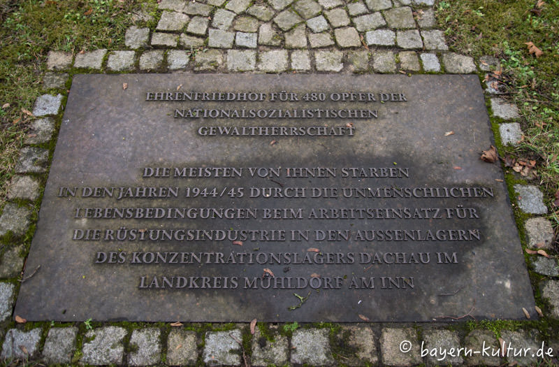 KZ-Friedhof Mühldorf - Gedenkplatte