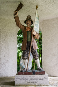 Gerhard Willhalm - Denkmal Reschdobl