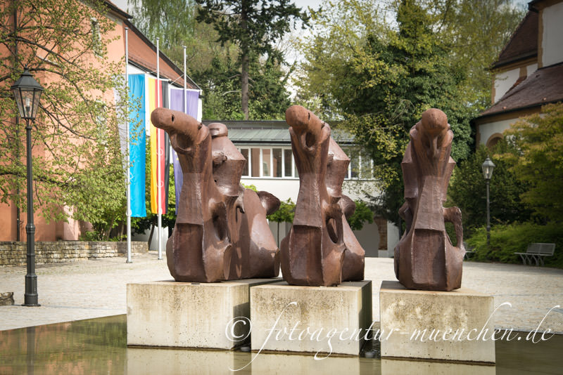 Der Brunnen Drei Reiter von Lothar Fischer