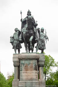 Gerhard Willhalm - Kaiser-Ludwig-Denkmal
