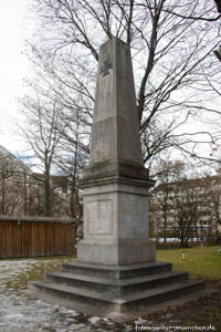 Gerhard Willhalm - Obelisk