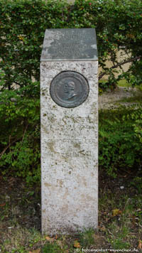 Gerhard Willhalm - Denkmal für Peter Auzinger