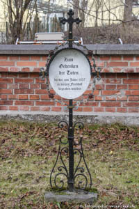 Gerhard Willhalm - Gedenkkreuz Riemer Friedhof