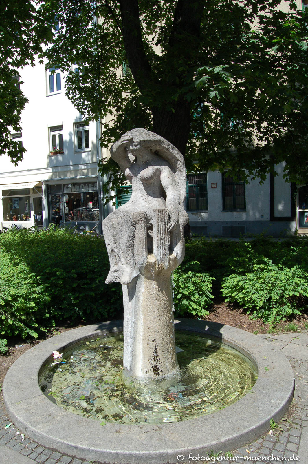 Wedekind-Brunnen