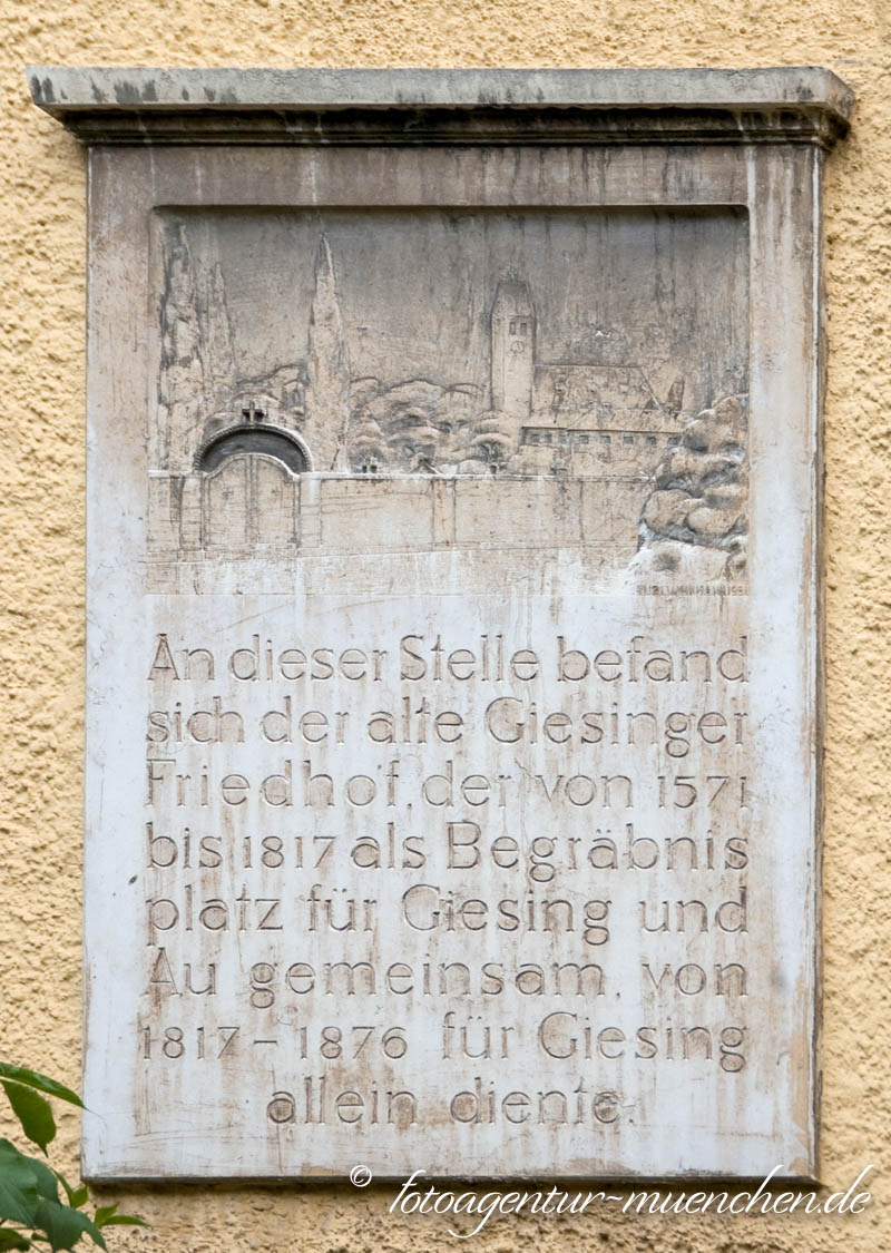 Gedenktafel für den ehemaligen Giesinger Friedhof Giesinger Friedhof