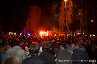 München - FC Bayern-Fans feiern in der Leopoldstraße