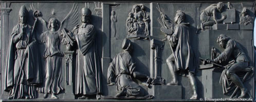 Gerhard Willhalm - Max I. Denkmal - Relief