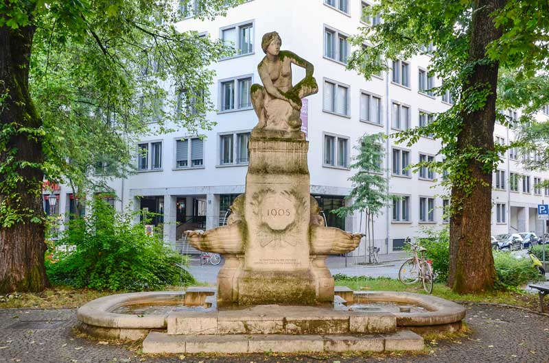  Schnitterinbrunnen, Waitzfelderbrunnen
