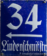 Hausnummer - Lindenschmit-Straße