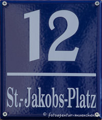  - Hausnummer - St. Jakob Platz