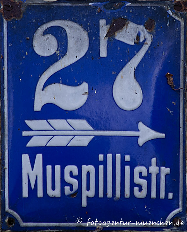 Hausnummer - Muspillistraße