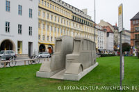 Gerhard Willhalm - Denkmal der grauen Busse