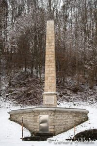  - Obelisk am Kasperlbach
