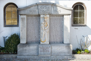 Gerhard Willhalm - Kriegerdenkmal - Irschenberg