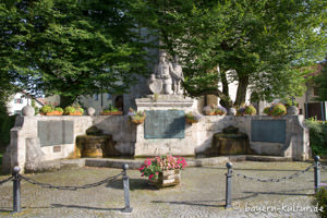 Holzkirchen - Kriegerdenkmal Holzkirchen