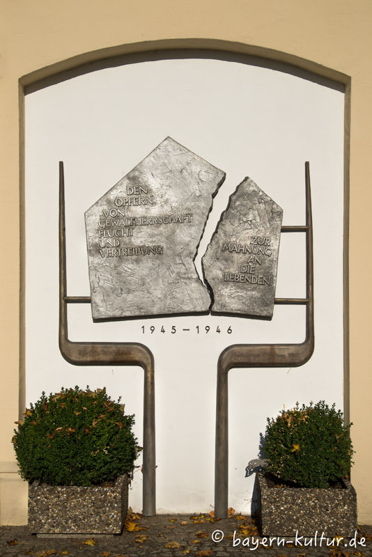 Kriegerdenkmal 1945-1946