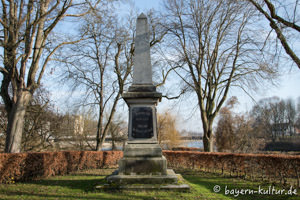 Gerhard Willhalm - Kriegerdenkmal Donauwörth