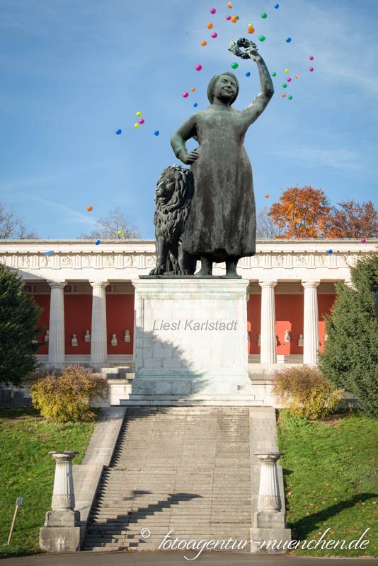 Liesl Karlstadt als Bavaria