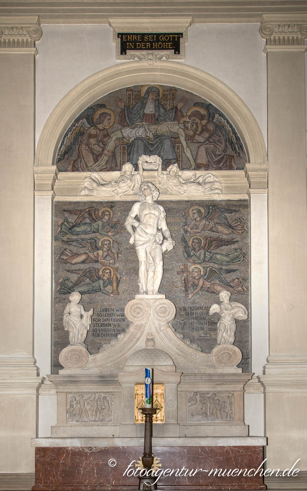 Kriegerdenkmal - St. Ursula