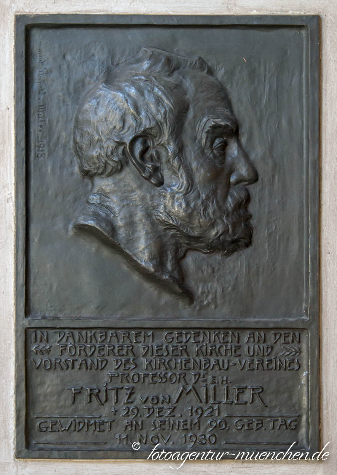 Gedenktafel für Fritz von Miller
