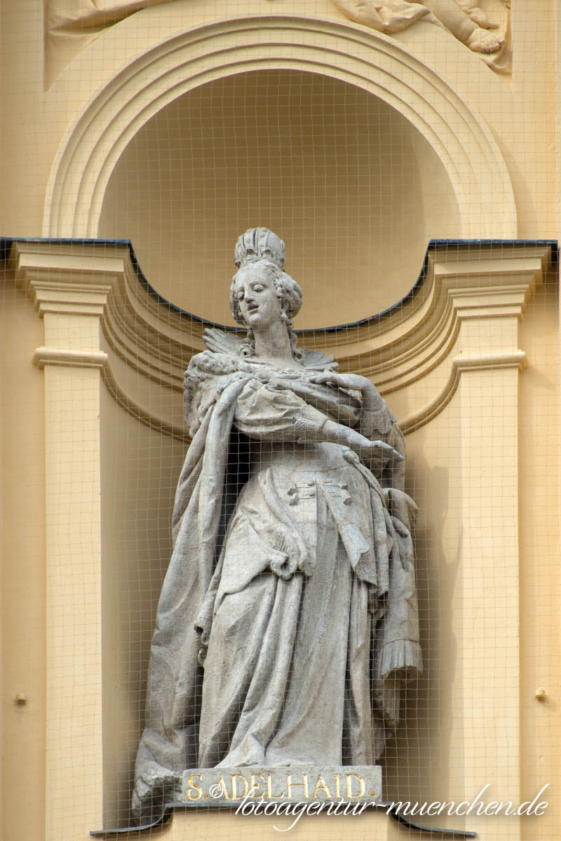 Theatinerkirche - Kurfürstin Henriette Adelaide von Savoyen
