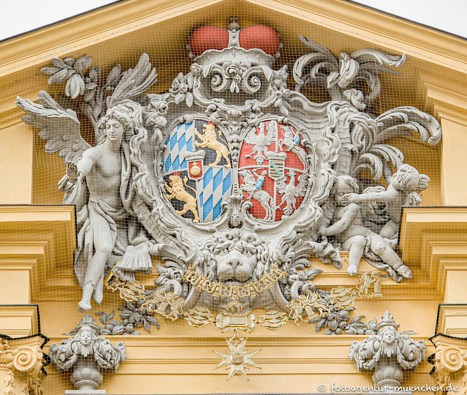 Allianzwappen von Kurfürsten Max III. Joseph und Maria Anna von Sachsen-Polen