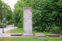 Hoppe Joachim Maria, Karpat Berkan, Ludwig Rainer - Berliner Mauer