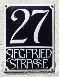 Hausnummer - Siegfriedstraße