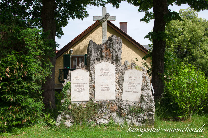 Kriegerdenkmal Aubing