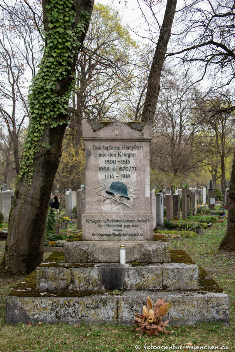 Grab - Kriegerdenkmal