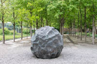Kleinknecht Hermann - Ohne Titel (Meteorit)