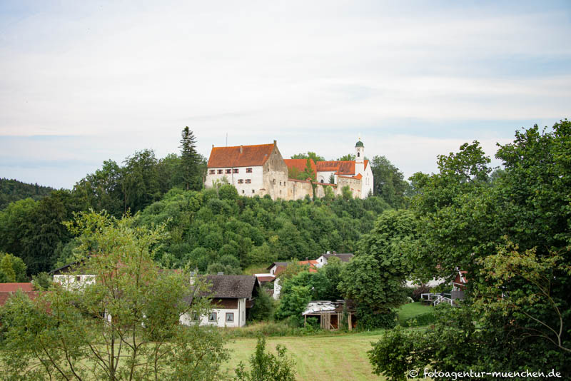 Schloss Burgrain