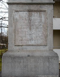  - Obelisk in ehemaliger Maximilian-II-Kaserne