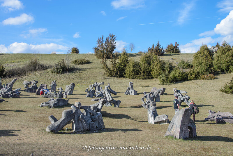 Figurenfeld von Alois Wünsche-Mitterecker