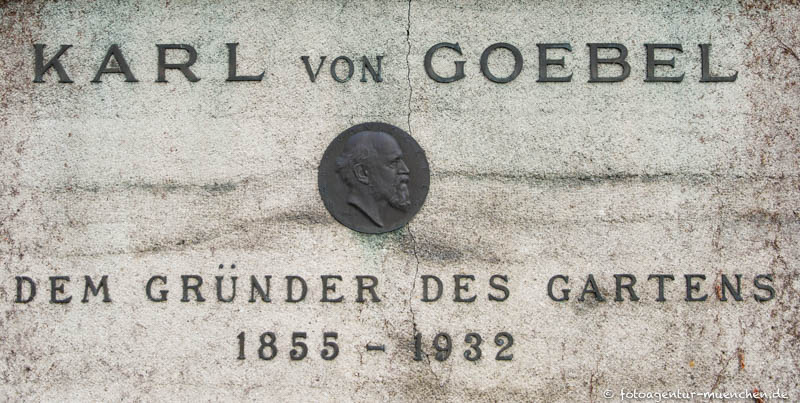 Denkmal - Karl Eberhard von Goebel