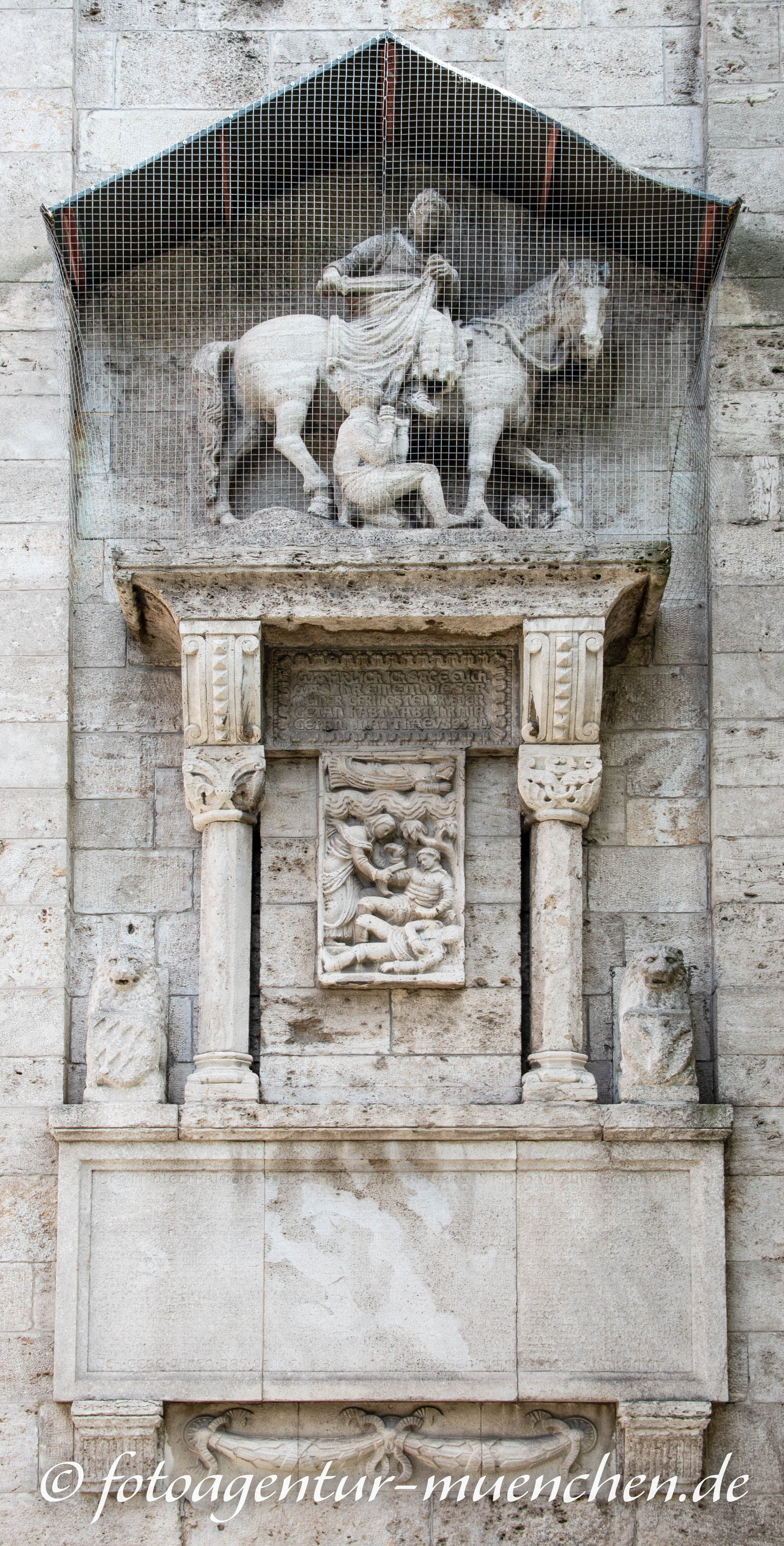 Kriegerdenkmal - St. Benno