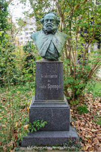  - Grab - Leonhard von Spengel