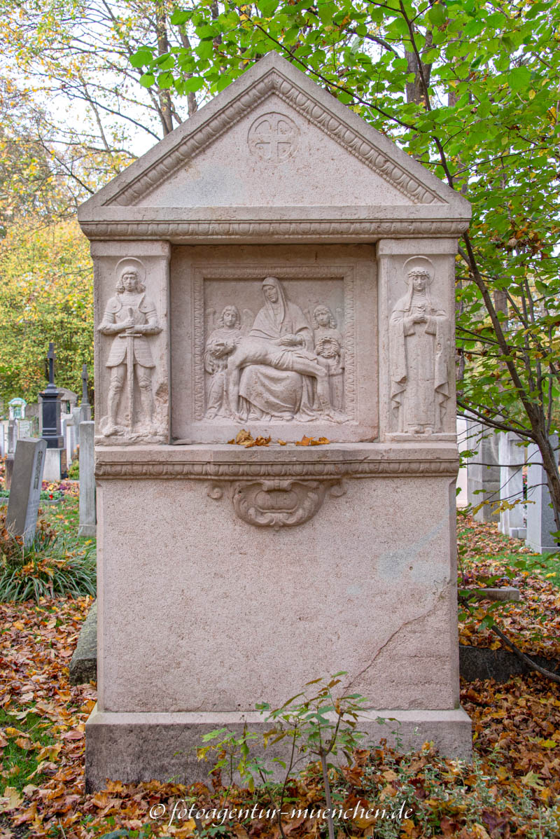 Grab - Georg von Orterer