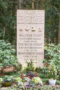 Grabstätte - Walter Vogt