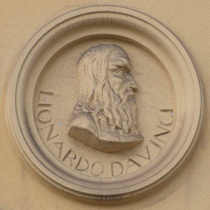 Tondi mit Reliefbüste - Leonard da Vinci 